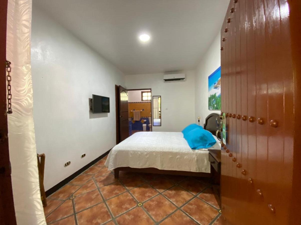 Hotel Playa Westfalia Puerto Limon Kültér fotó