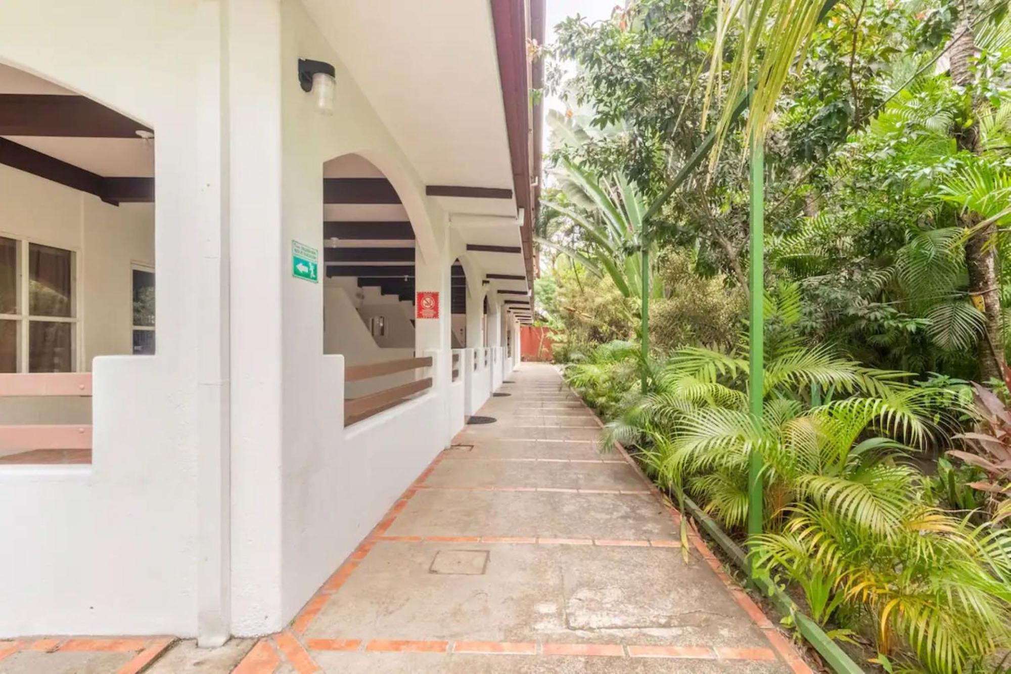 Hotel Playa Westfalia Puerto Limon Kültér fotó