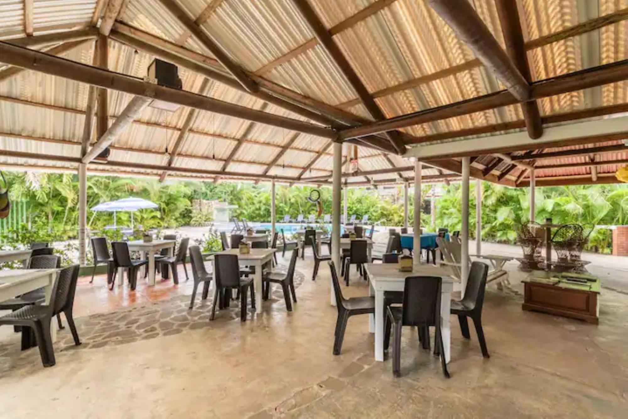 Hotel Playa Westfalia Puerto Limon Kültér fotó